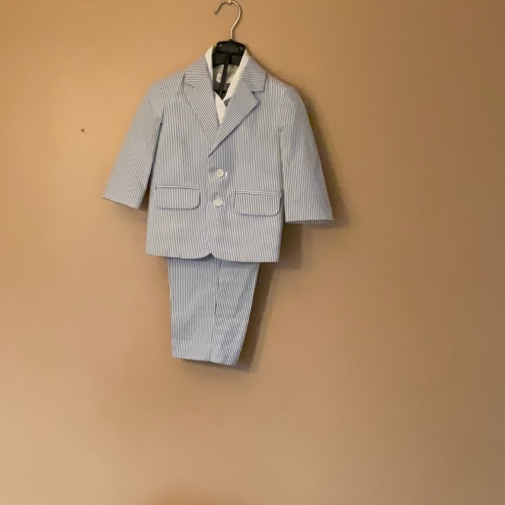 Nautica Gingham striped boy’s suit